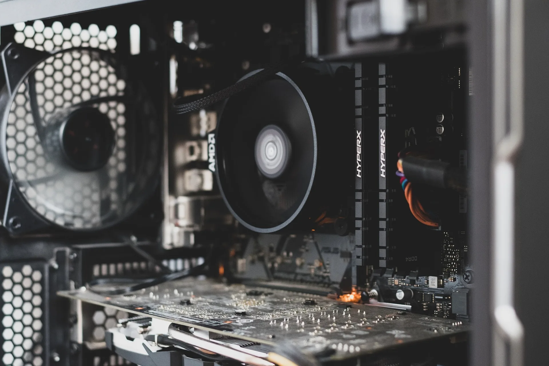 cpu position for optimal heat dissipation